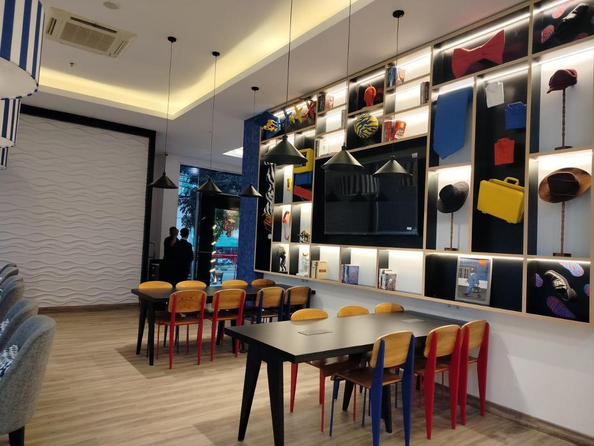 Hotel Moritz Biz Gandaria Jakarta Exteriér fotografie